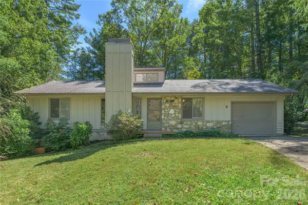 8 Muirfield Place, Arden, NC 28704