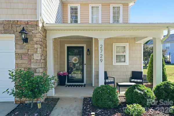 2729 Markham Woods Court, Charlotte, NC 28214