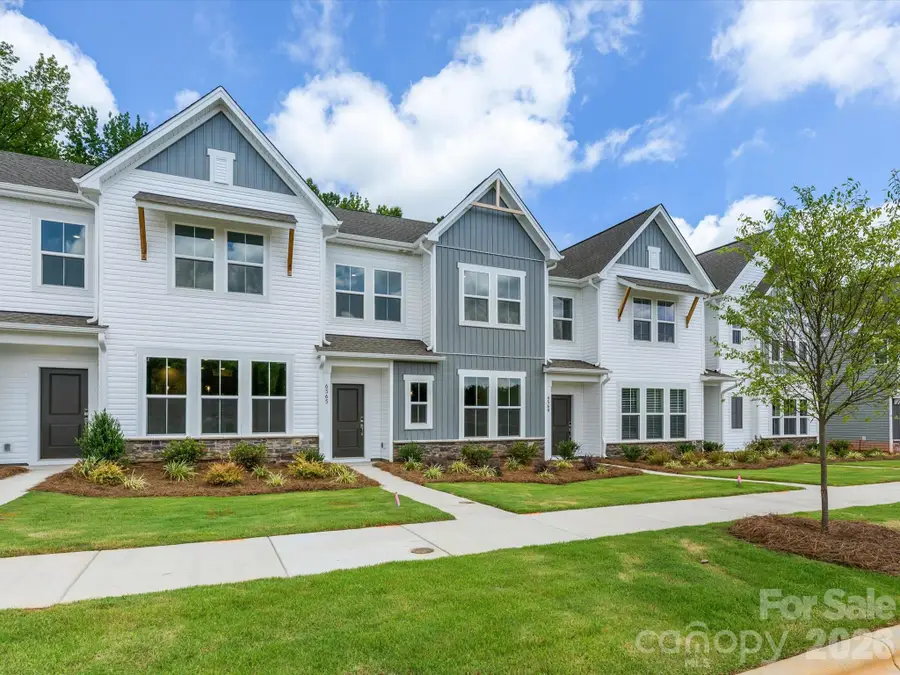 6565 Fire Lily Lane, Charlotte, NC 28216 - #2