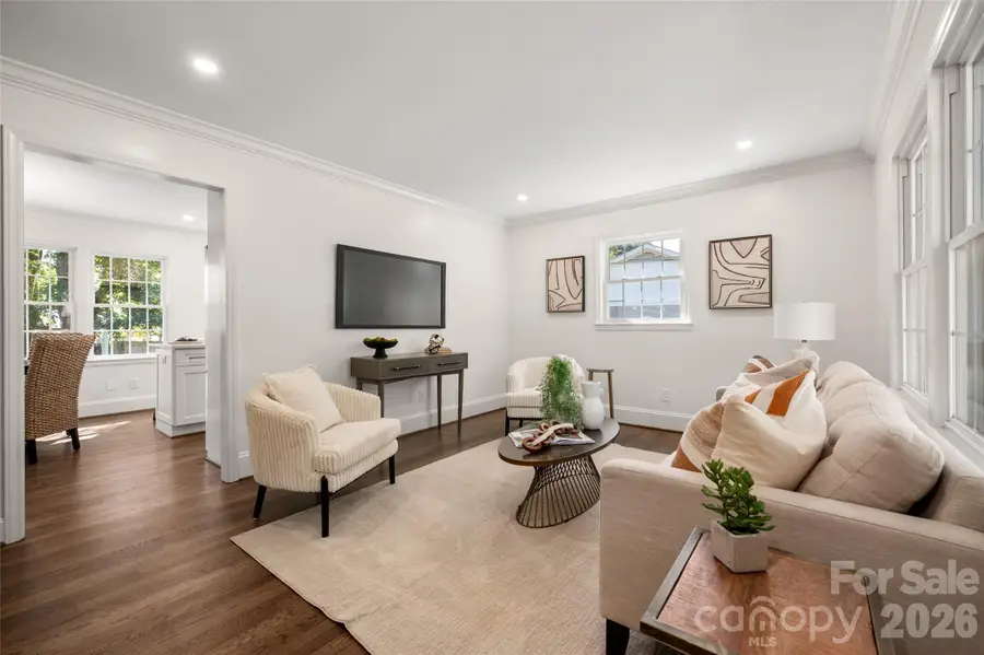 6929 Thorncliff Drive, Charlotte, NC 28210 - #3