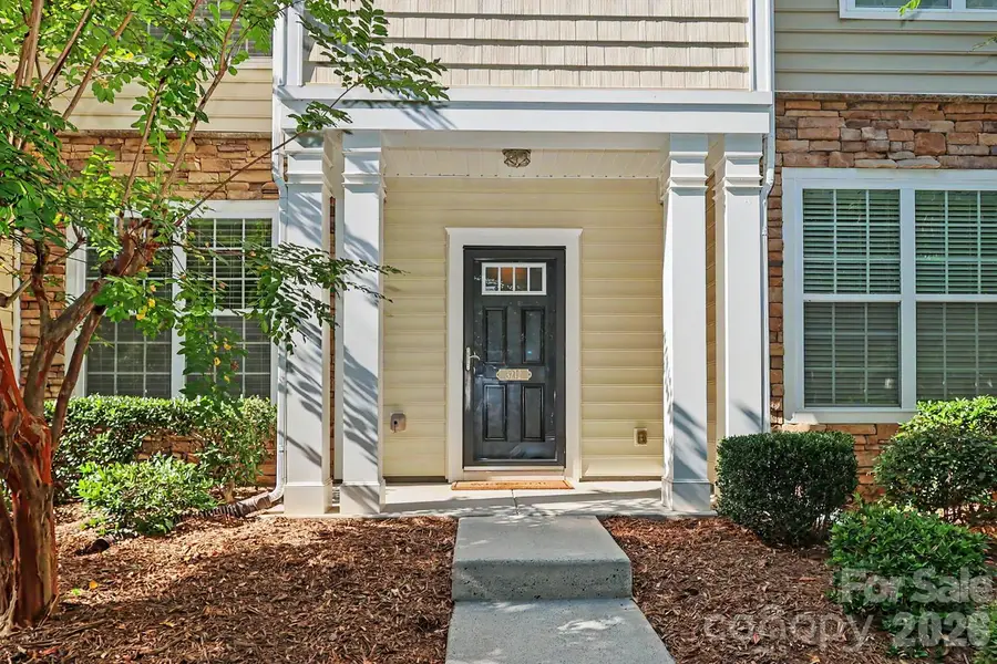3212 Kemptown Square, Waxhaw, NC 28173 - #2