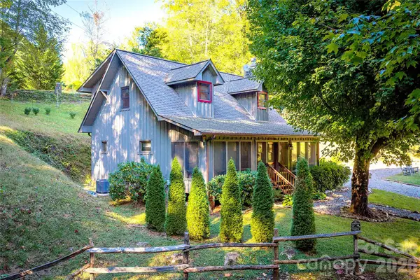 28 Froggy Bottom Trail, Canton, NC 28716