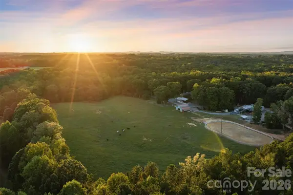 996 Beamguard Road, Clover, SC 29710