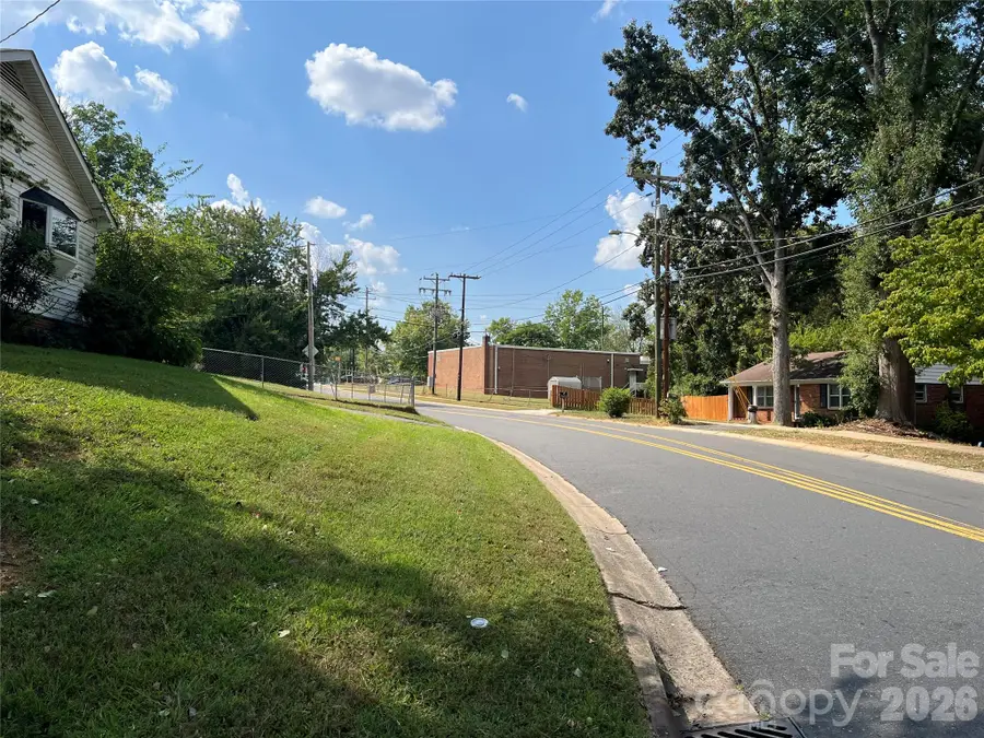 8100 Carrolwood Drive, Charlotte, NC 28217 - #3