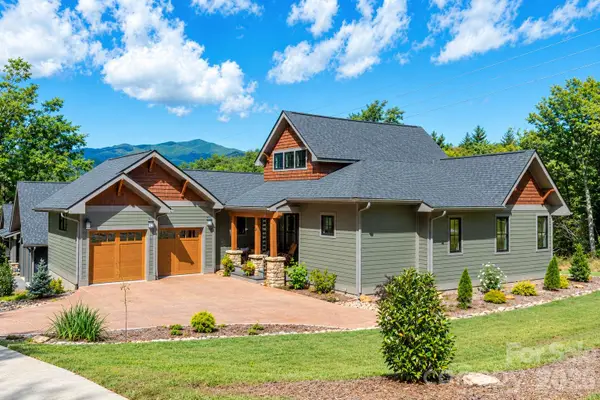 18 Old Lafayette Lane, Black Mountain, NC 28711