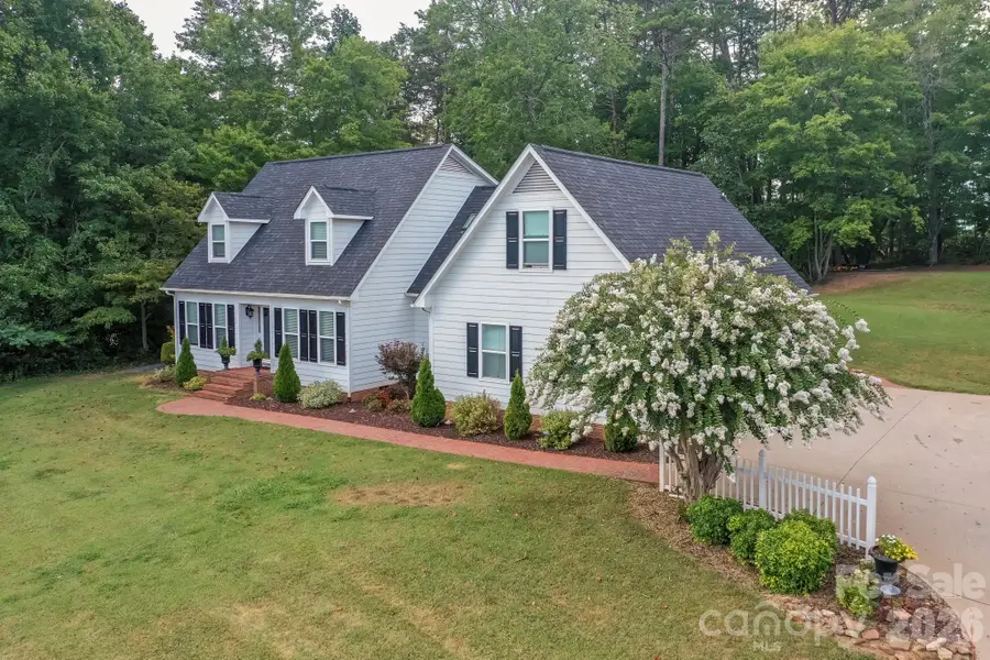 191 Briarwood Drive, Rutherfordton, NC 28139 - #2