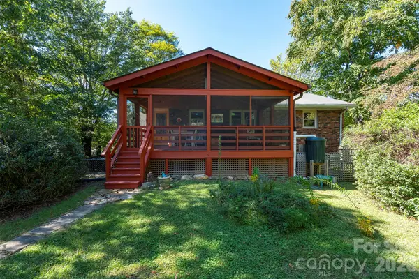 824 N Cherokee Avenue, Black Mountain, NC 28711