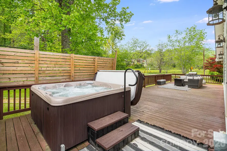 101 Mcfalls Road, Asheville, NC 28805 - #3