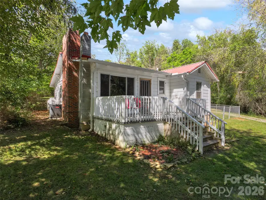 380 S Morgan Branch Road, Candler, NC 28715 - #2