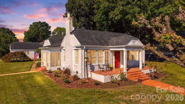 416 Kentwood Street Sw, Lenoir, NC 28645