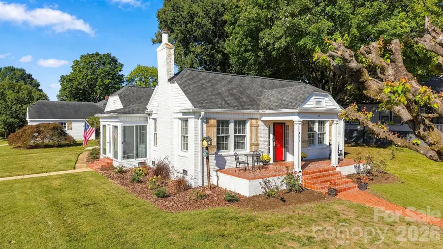 416 Kentwood Street Sw, Lenoir, NC 28645 - #2