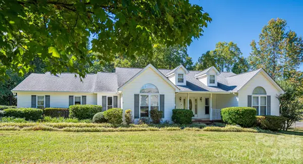 2545 Les Lane, Denver, NC 28037