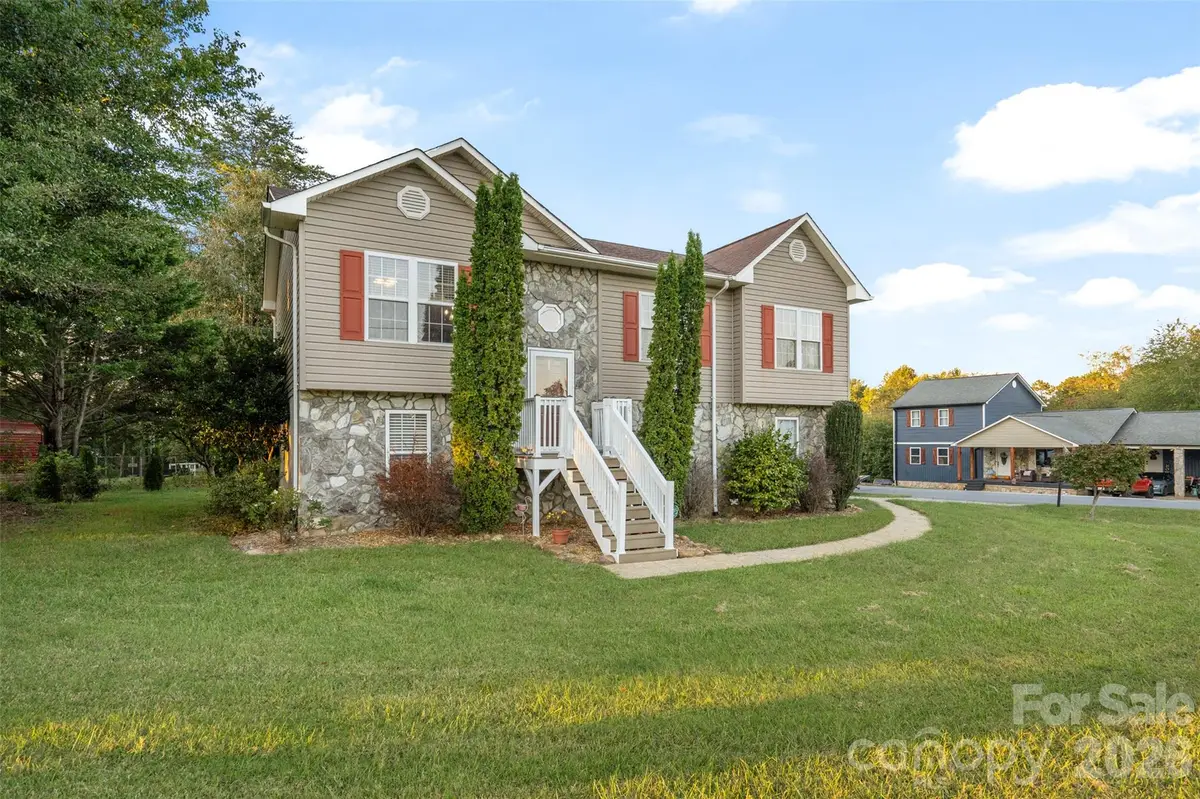 1500 Ivy Lane, Valdese, NC 28690 - #1