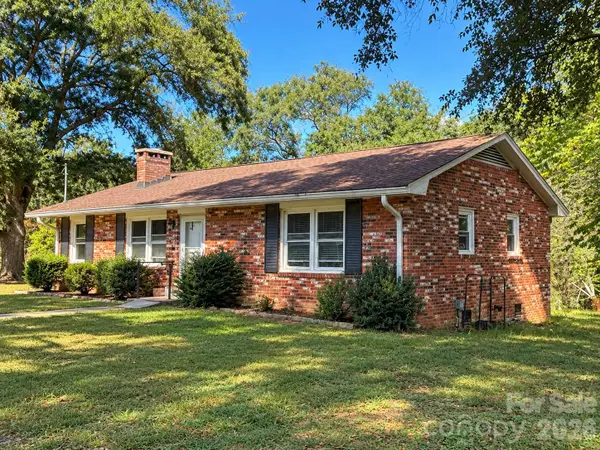 697 Island Ford Road, Mooresboro, NC 28043