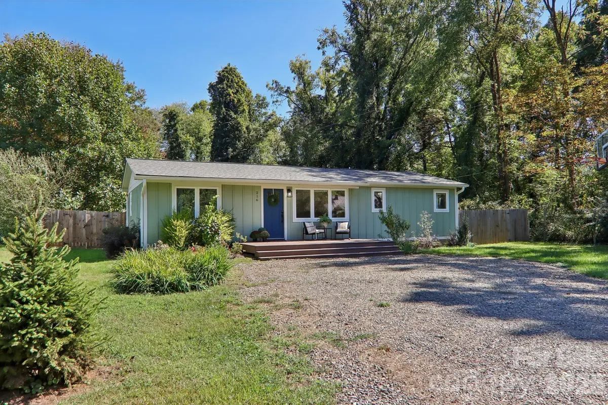 216 Vance Avenue, Black Mountain, NC 28711 - #1