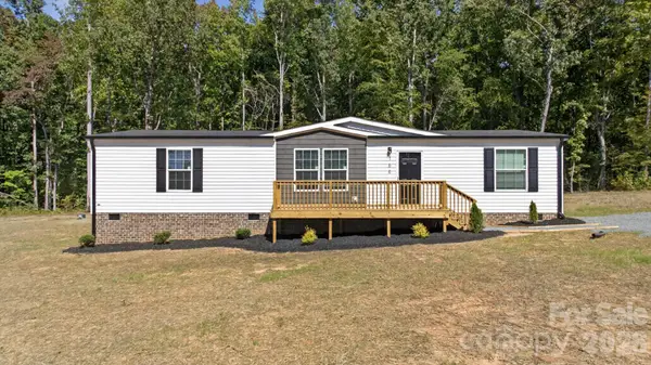 166 Christophers Court, Lexington, NC 27295