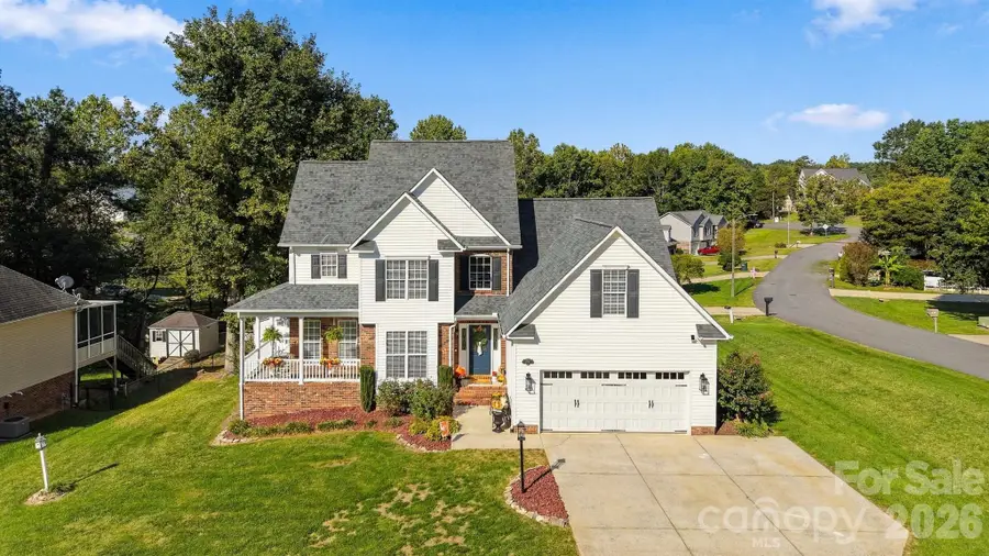 2741 25th Street Ne, Hickory, NC 28601 - #3