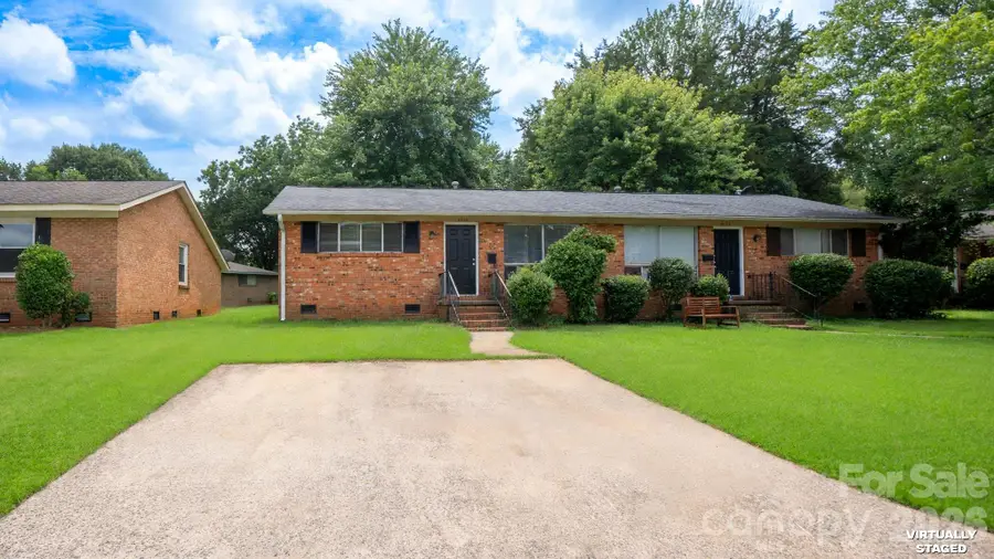 4926 Malibu Drive, Charlotte, NC 28215 - #2