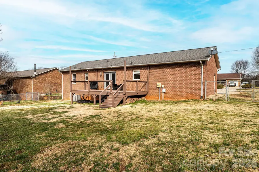 2487 Ashford Drive, Newton, NC 28658 - #2
