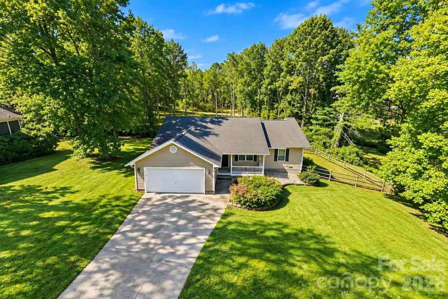 127 Chestnut Lane, Hendersonville, NC 28792 - #3