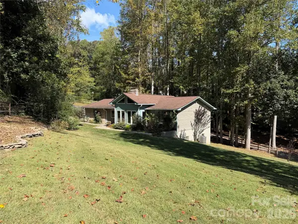 14 Cambridge Drive, Candler, NC 28715