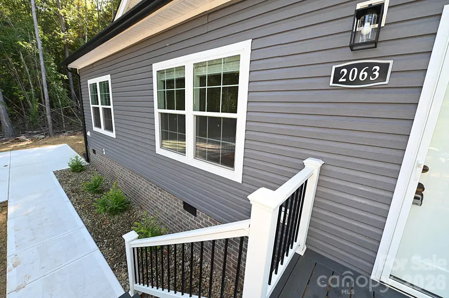 2063 Vance Street, Newton, NC 28658 - #3