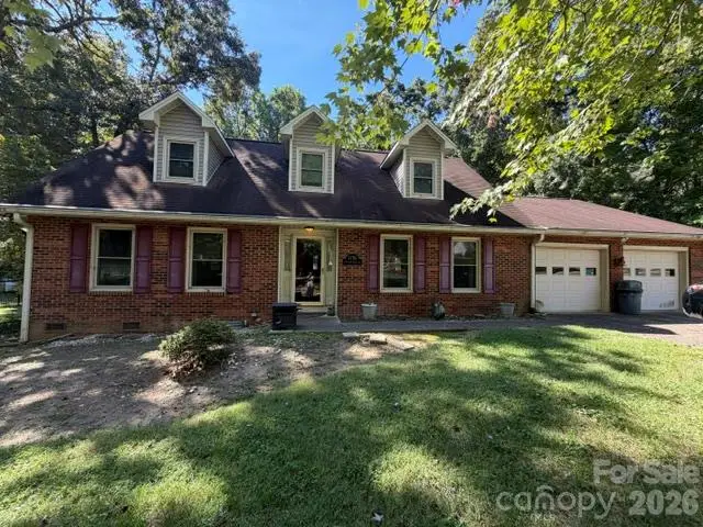 1750 29th Avenue Place Ne, Hickory, NC 28601 - #1