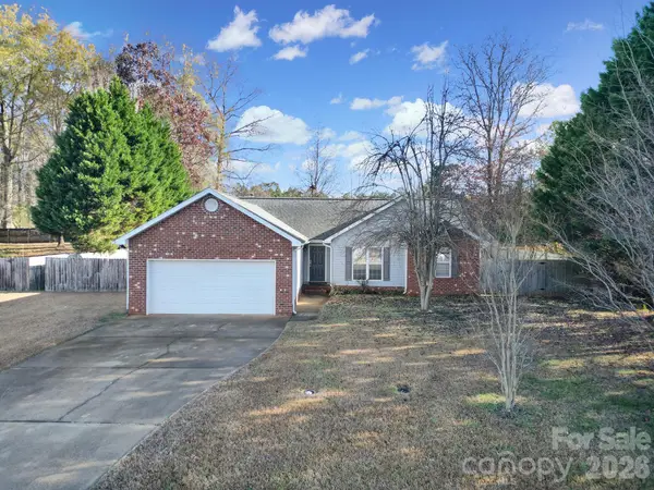 713 Pesca Lane, Matthews, NC 28104