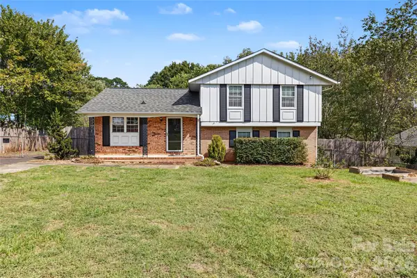 206 King Henry Lane, Gastonia, NC 28056