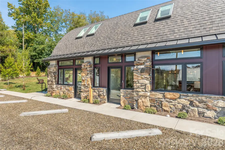 6 Roberts Street, Asheville, NC 28801 - #2