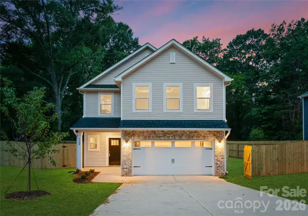 312 E Glendale Avenue, Mount Holly, NC 28120