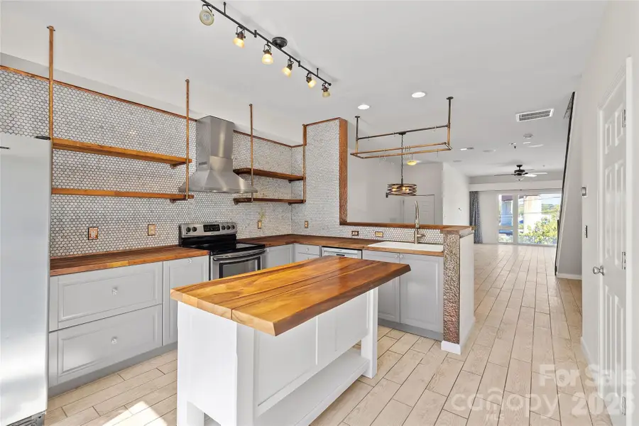 3564 N Davidson Street, Charlotte, NC 28205 - #2