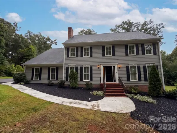 4412 Lazy Drive, Charlotte, NC 28215