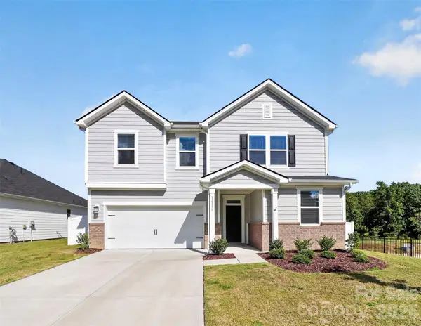 12133 Rowan Hill Drive, Huntersville, NC 28078