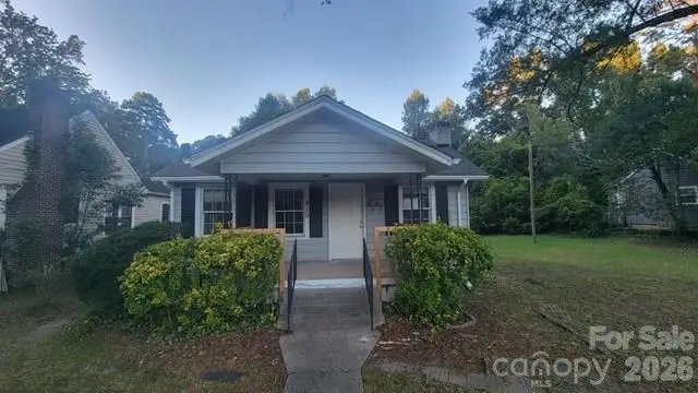 910 W Mauney Avenue, Gastonia, NC 28052 - #1