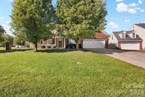 156 Rusty Nail Drive, Mooresville, NC 28115