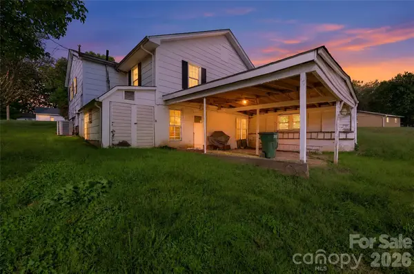 519 E 2nd Avenue, Newton, NC 28658