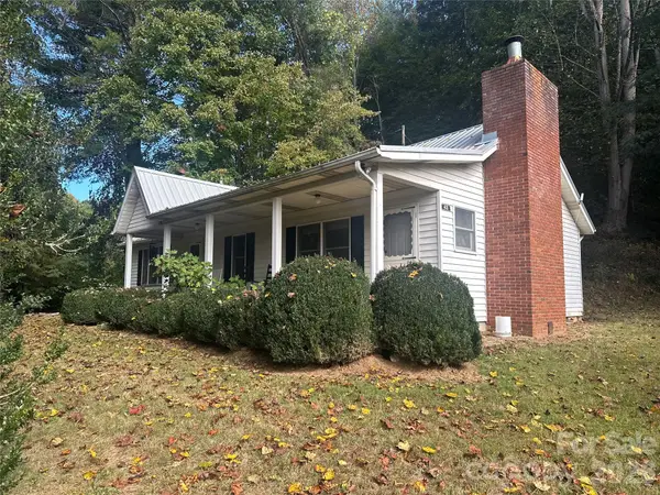 43 Kellogg Farm Road, Green Mountain, NC 28740