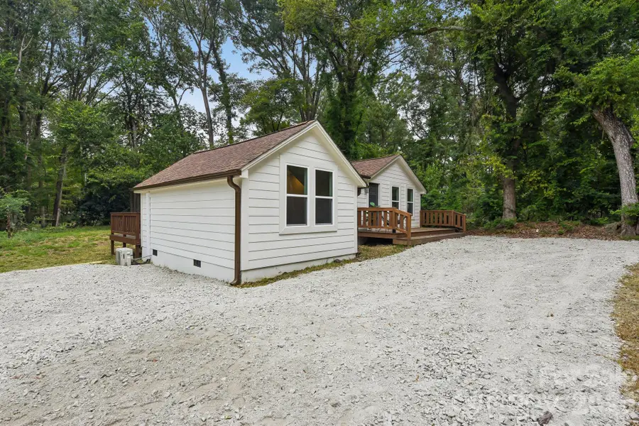 213 Kings Mountain Street #B, York, SC 29745 - #3
