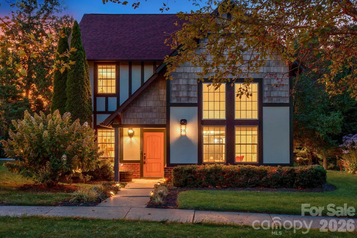 28 Trafalgar Circle, Asheville, NC 28805 - #1