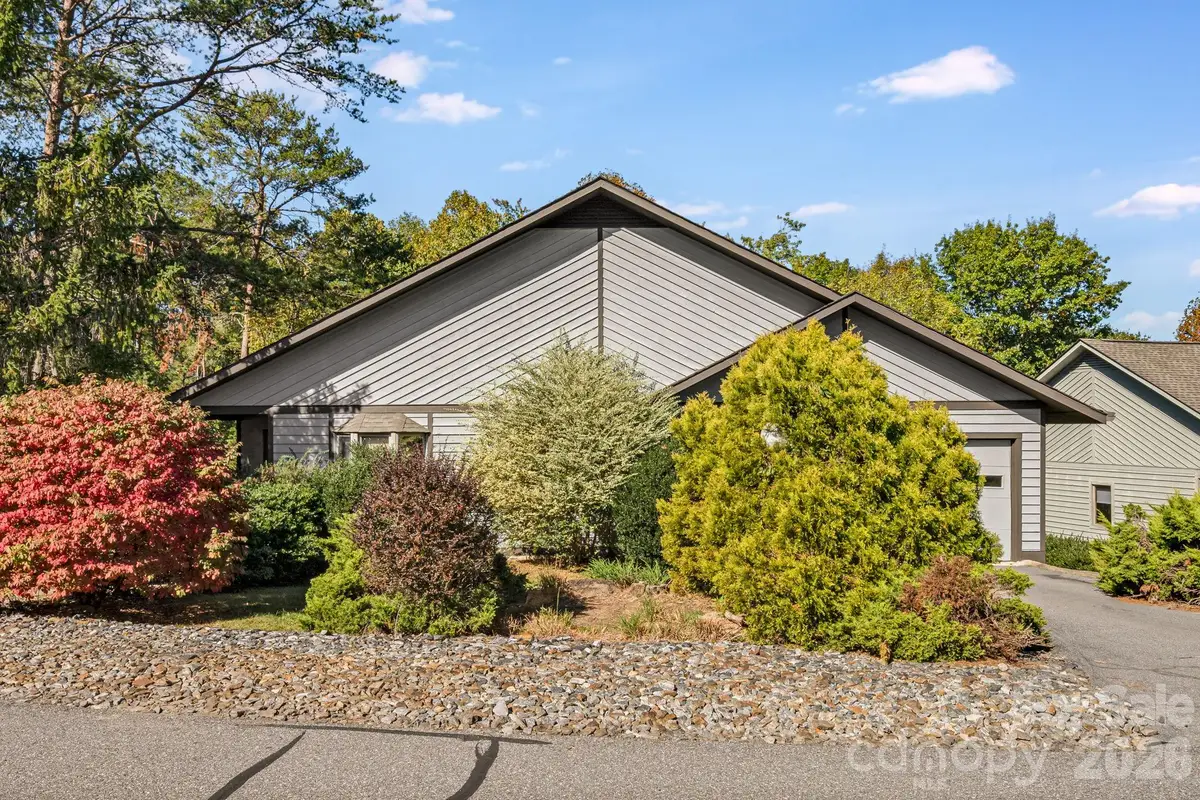 8 Zachary Ridge Road, Asheville, NC 28804 - #1