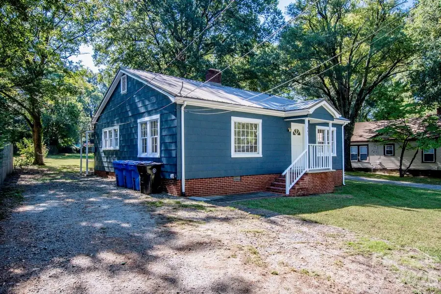 541 Walnut Street, Mooresville, NC 28115 - #3