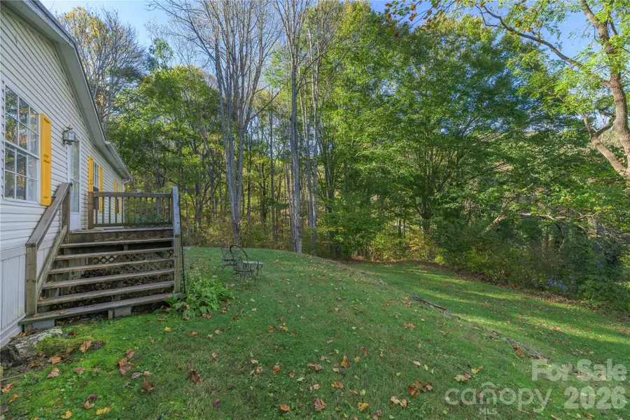 106 Nunnehi Trail, Waynesville, NC 28786 - #2