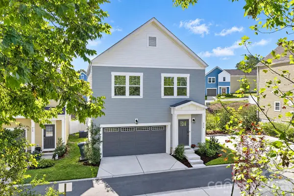 516 Kingsway Circle, Charlotte, NC 28214