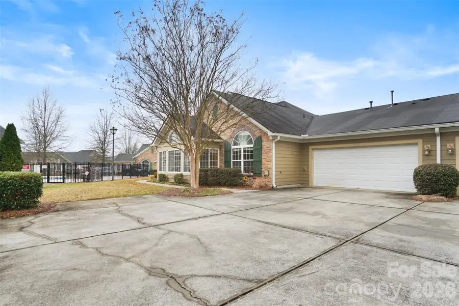 5518 Prosperity View Drive, Charlotte, NC 28269 - #2