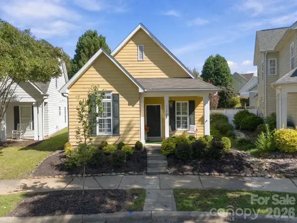 334 Center Drive, Davidson, NC 28036