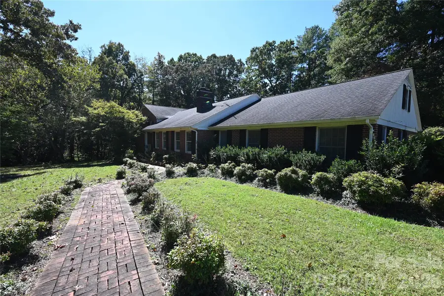 1308 Laurel Street Ne, Valdese, NC 28690 - #2