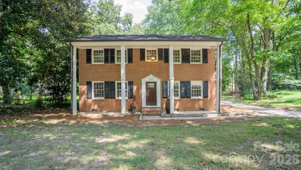 7823 Elwood Drive, Charlotte, NC 28227