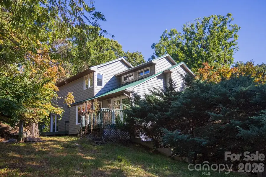 79 Pine Cone Drive, Asheville, NC 28805 - #2