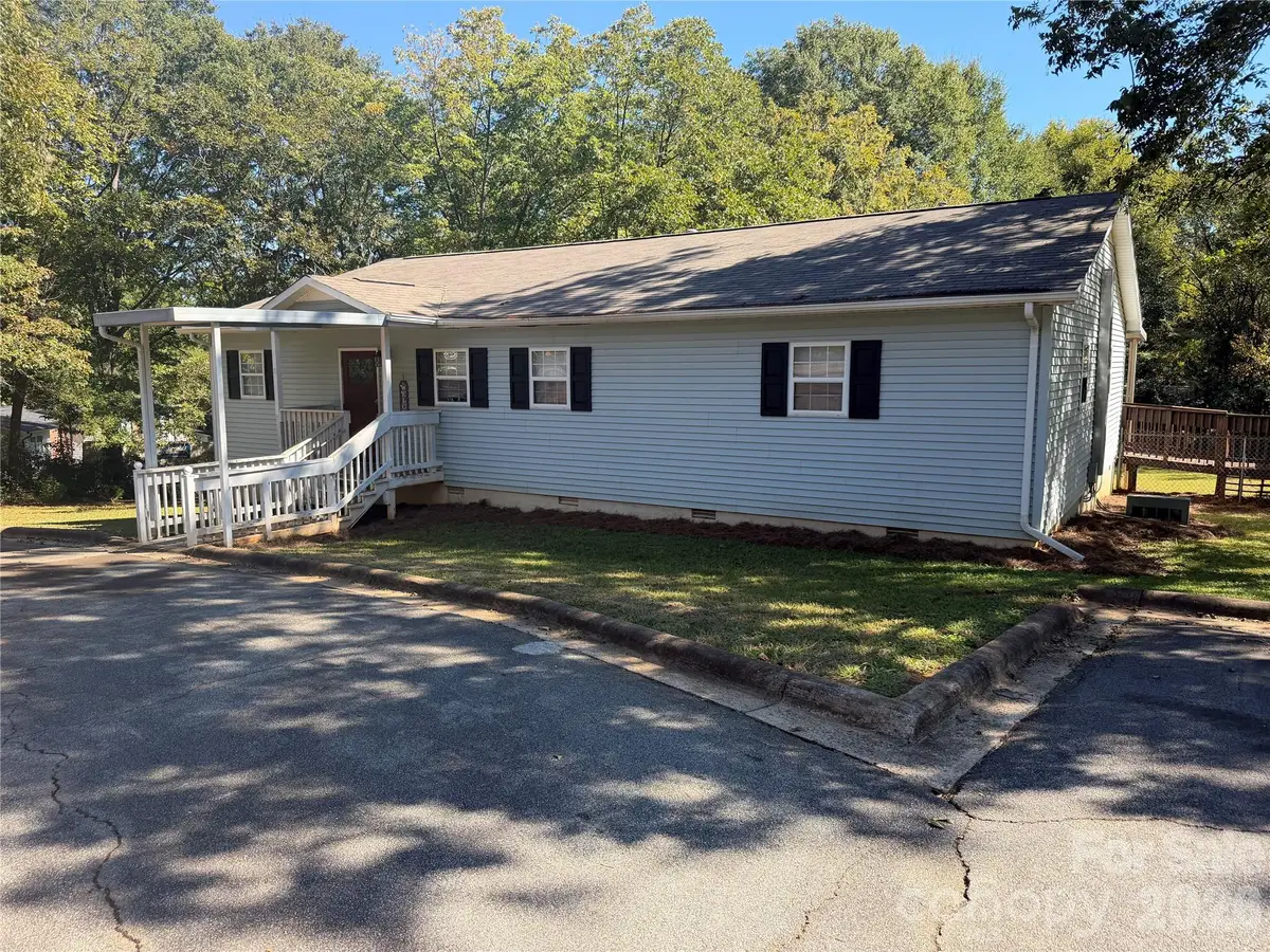 104 E Clairborne Street, Blacksburg, SC 29702 - #1